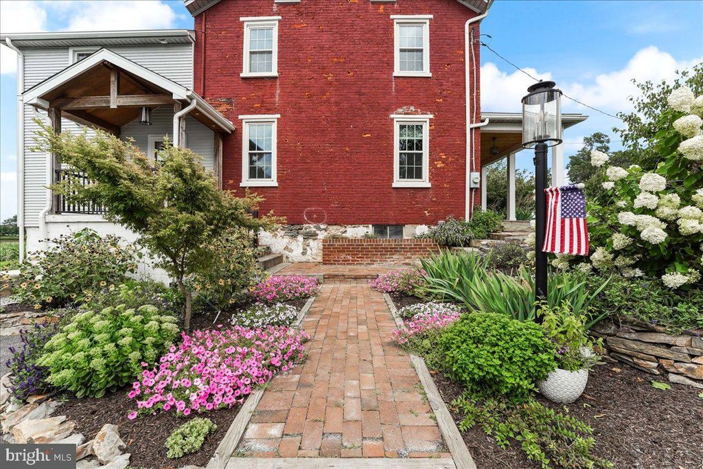 Photo of 794 CHURCH RD, QUARRYVILLE, PA 17566 (MLS # PALA2038970)