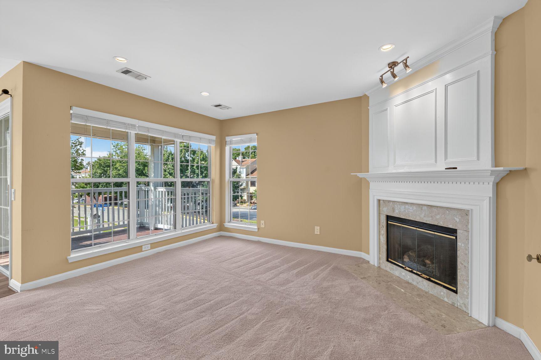 8211 CROSSBROOK COURT 202