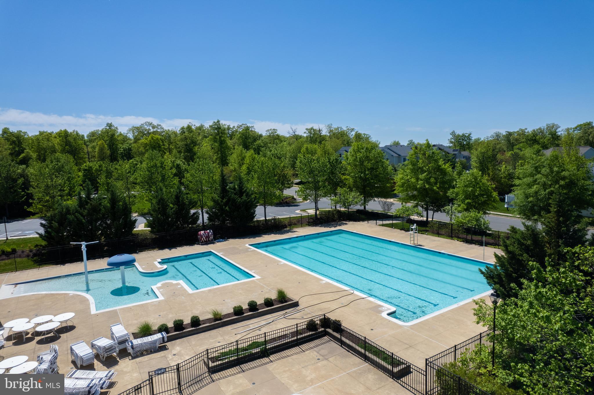 LOUDOUN VALLEY ESTATES 2 - Residential