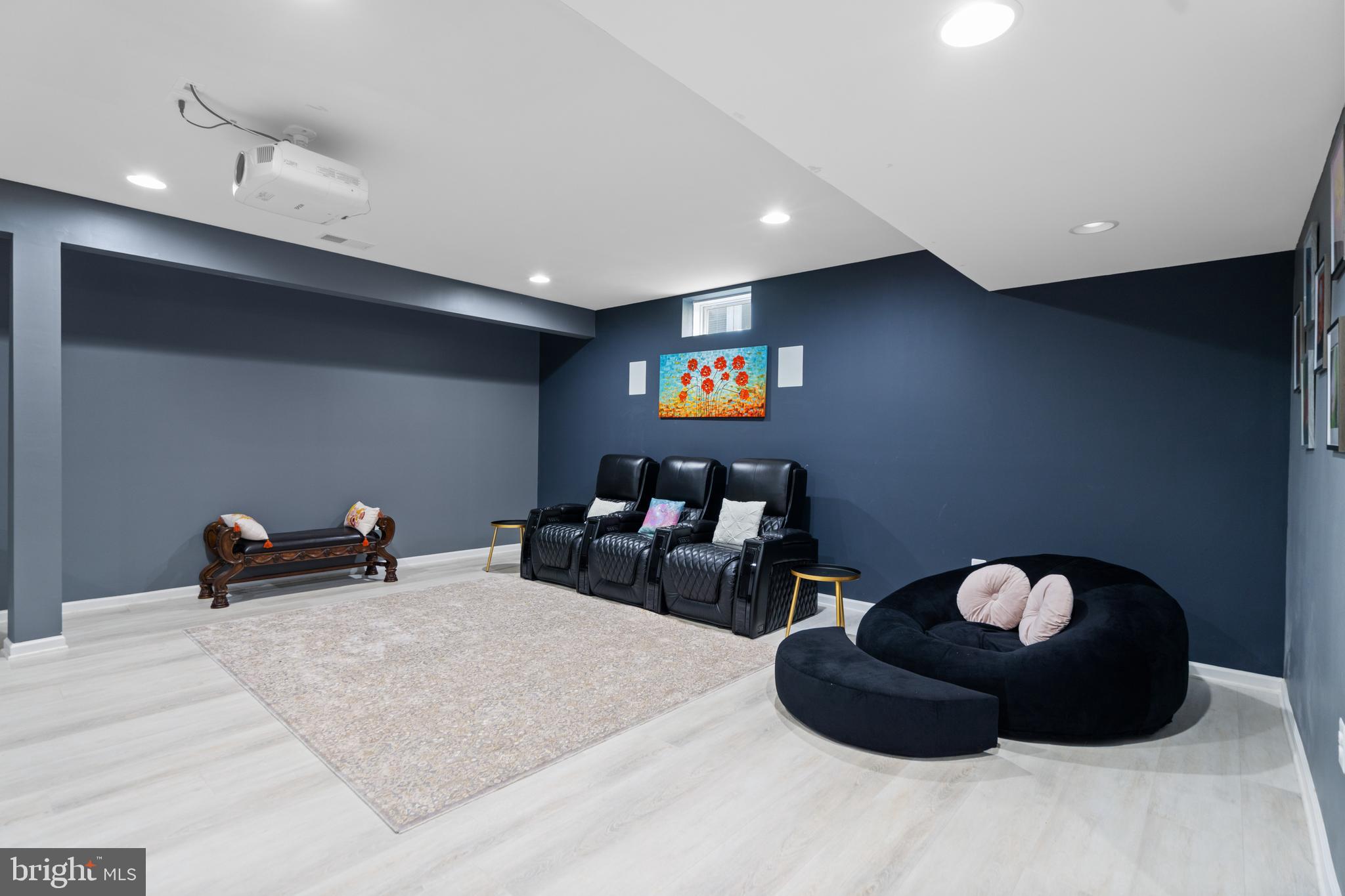 LOUDOUN VALLEY ESTATES 2 - Residential