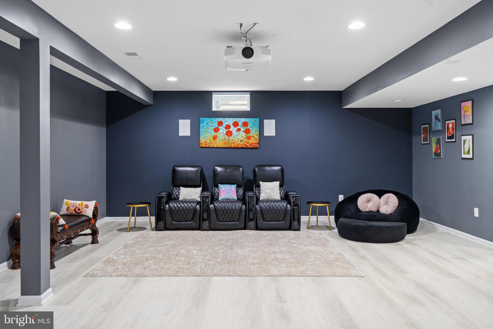 LOUDOUN VALLEY ESTATES 2 - Residential