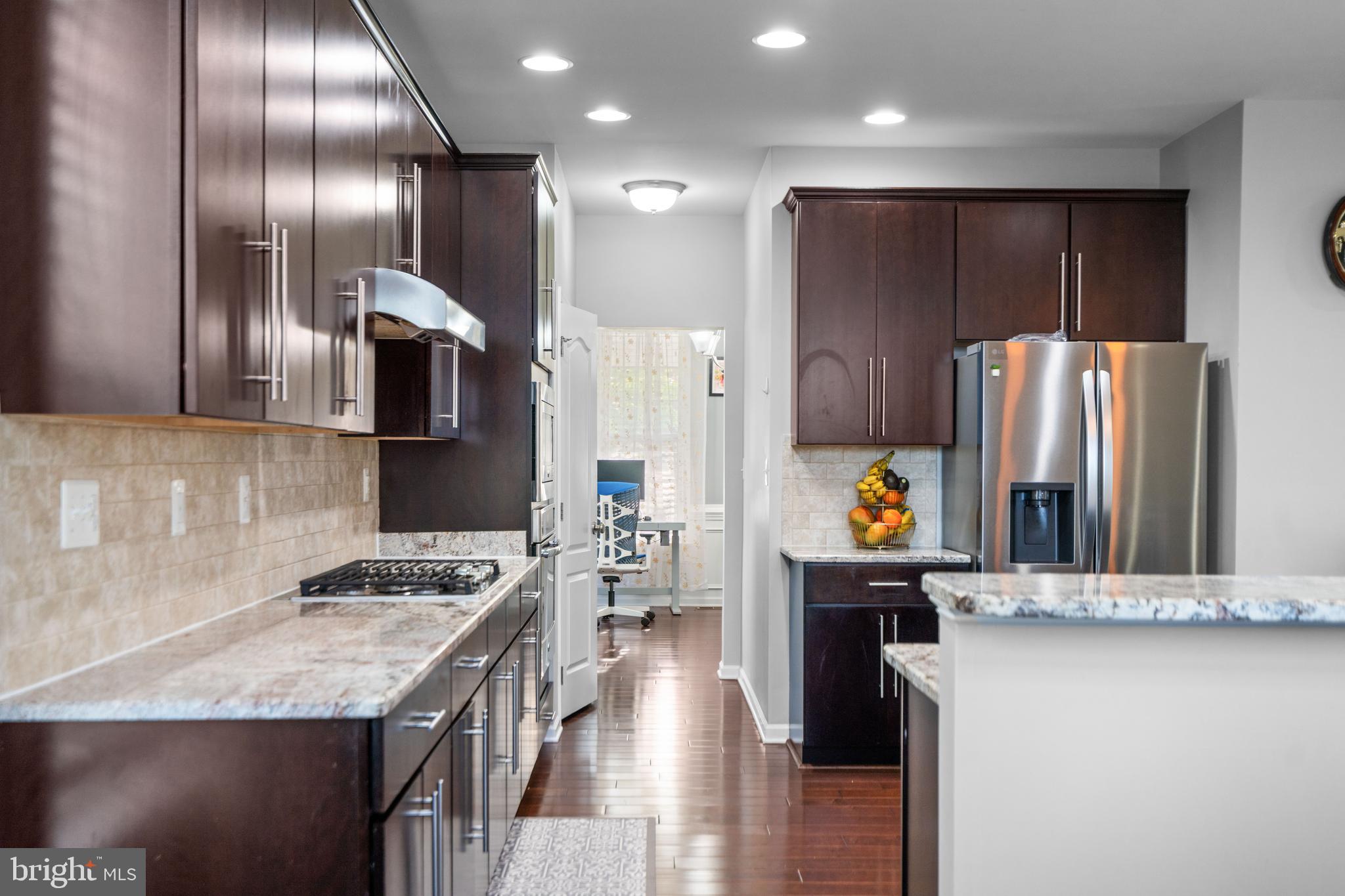 LOUDOUN VALLEY ESTATES 2 - Residential