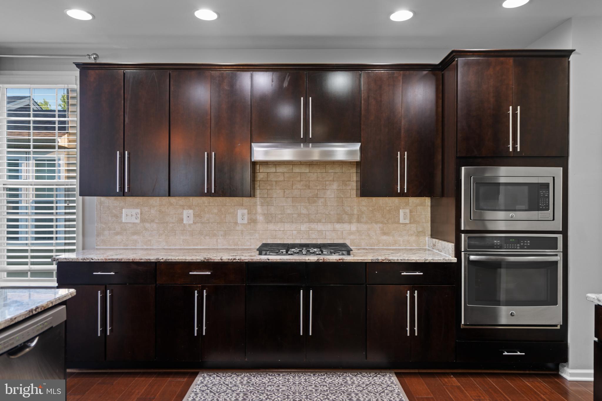 LOUDOUN VALLEY ESTATES 2 - Residential