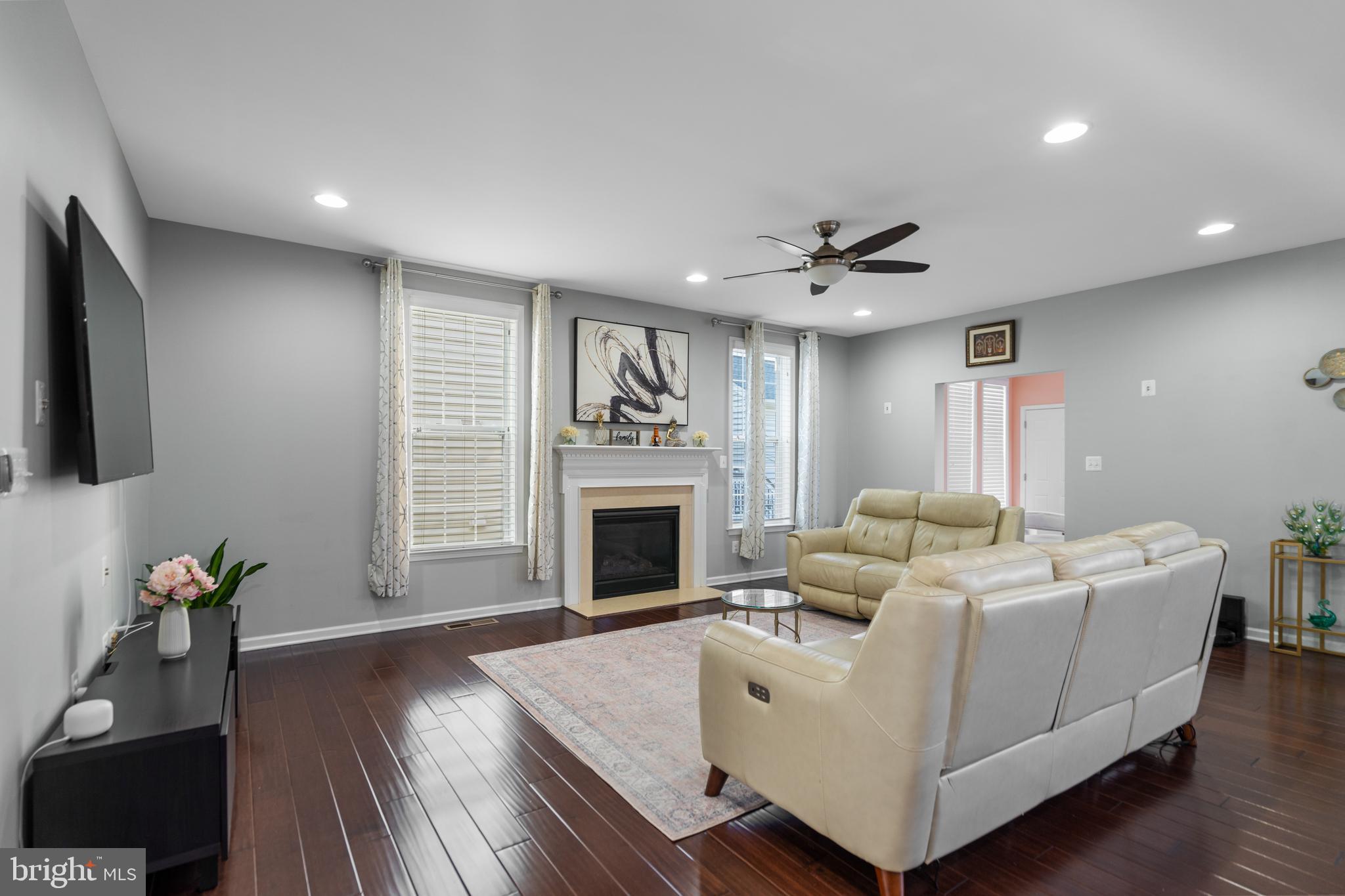 LOUDOUN VALLEY ESTATES 2 - Residential