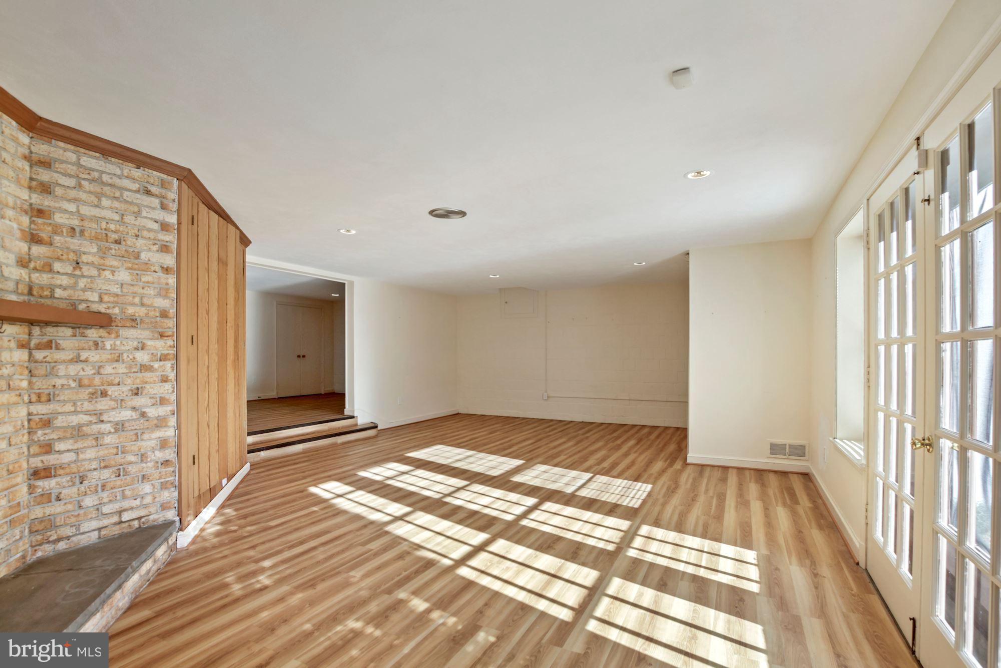 GREAT FALLS ESTATES - Residential