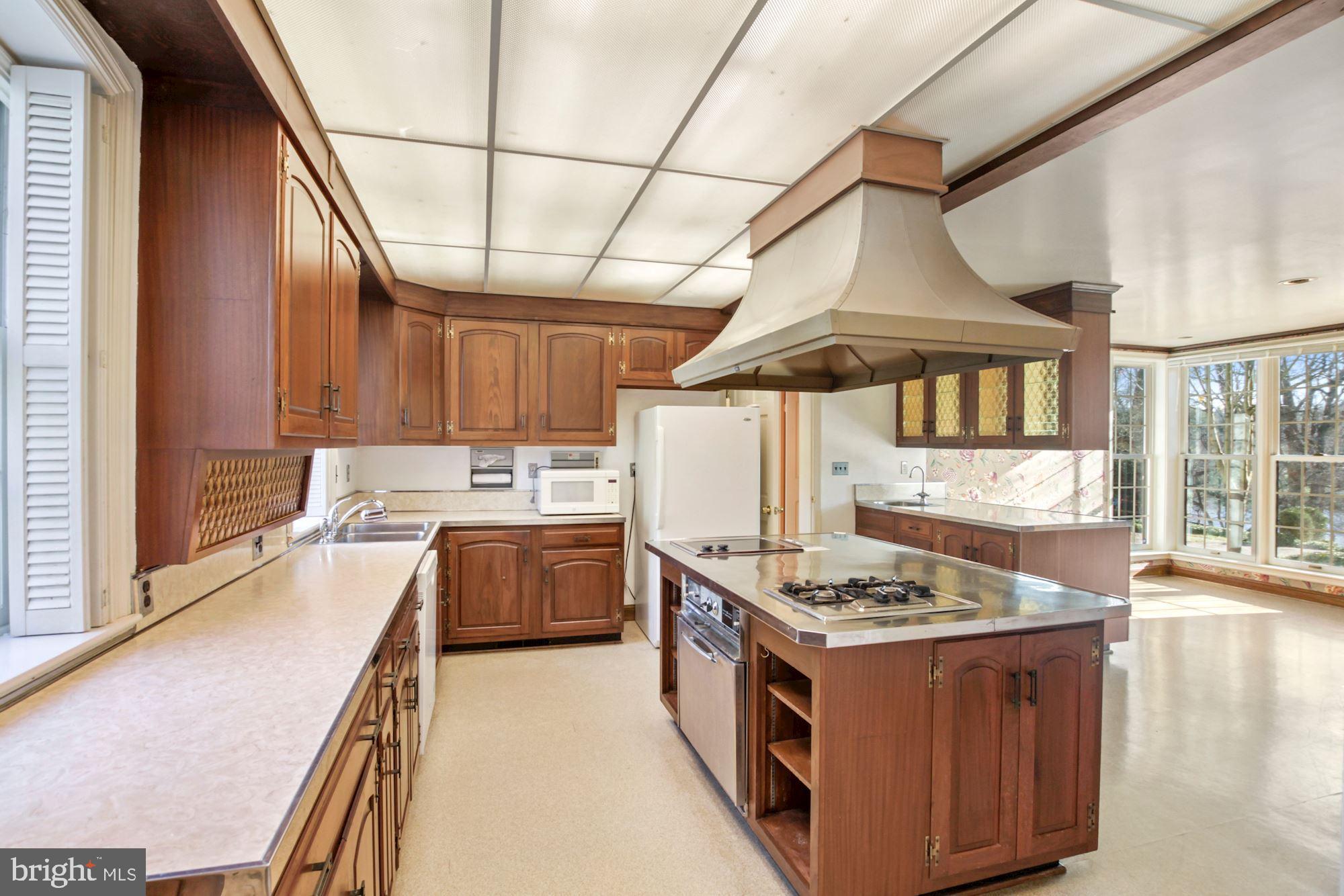 GREAT FALLS ESTATES - Residential