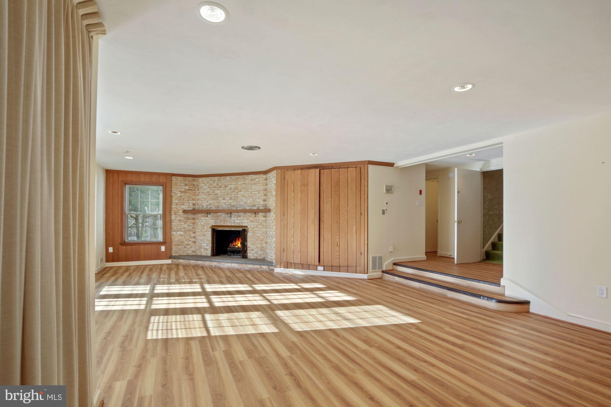 GREAT FALLS ESTATES - Residential