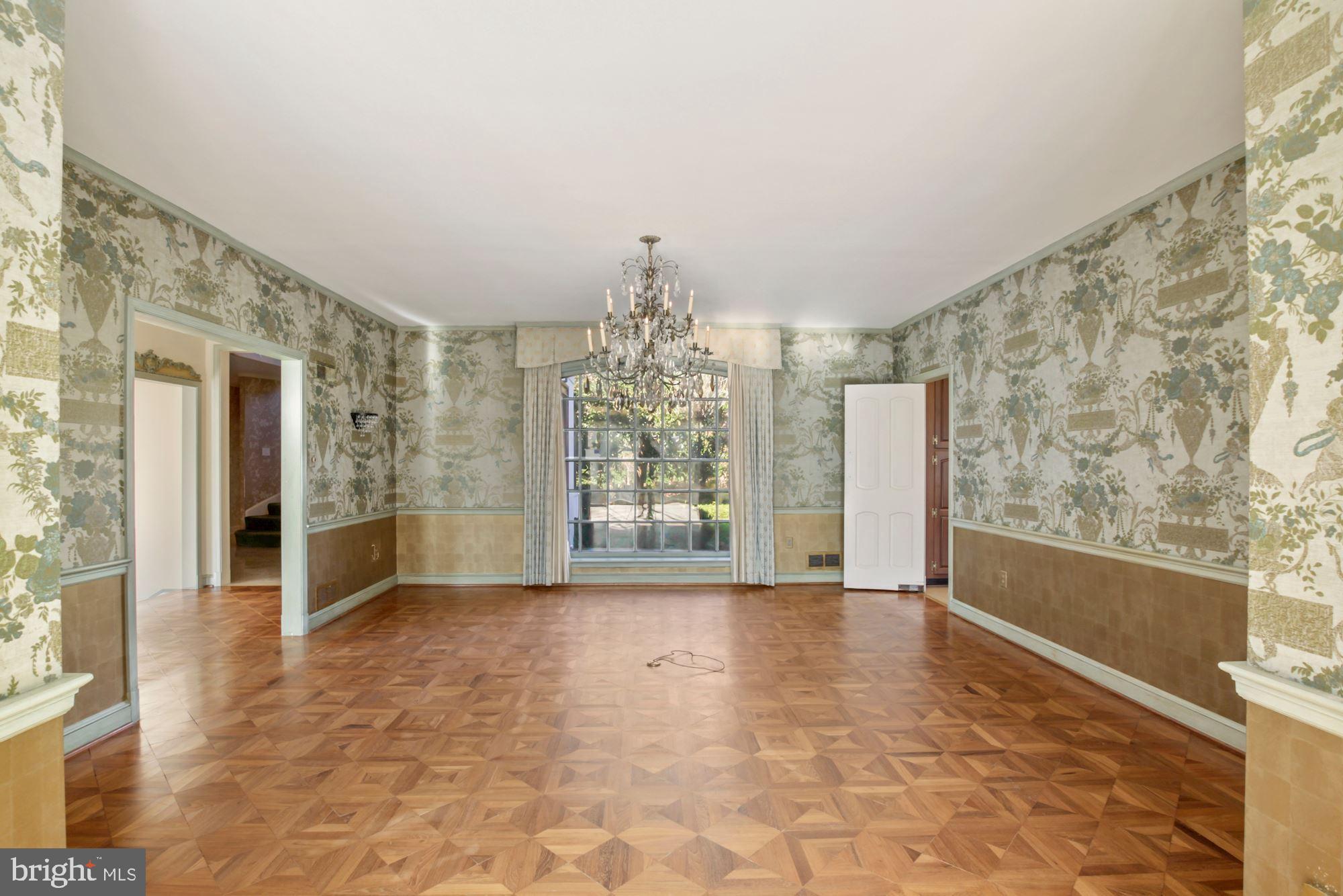 GREAT FALLS ESTATES - Residential