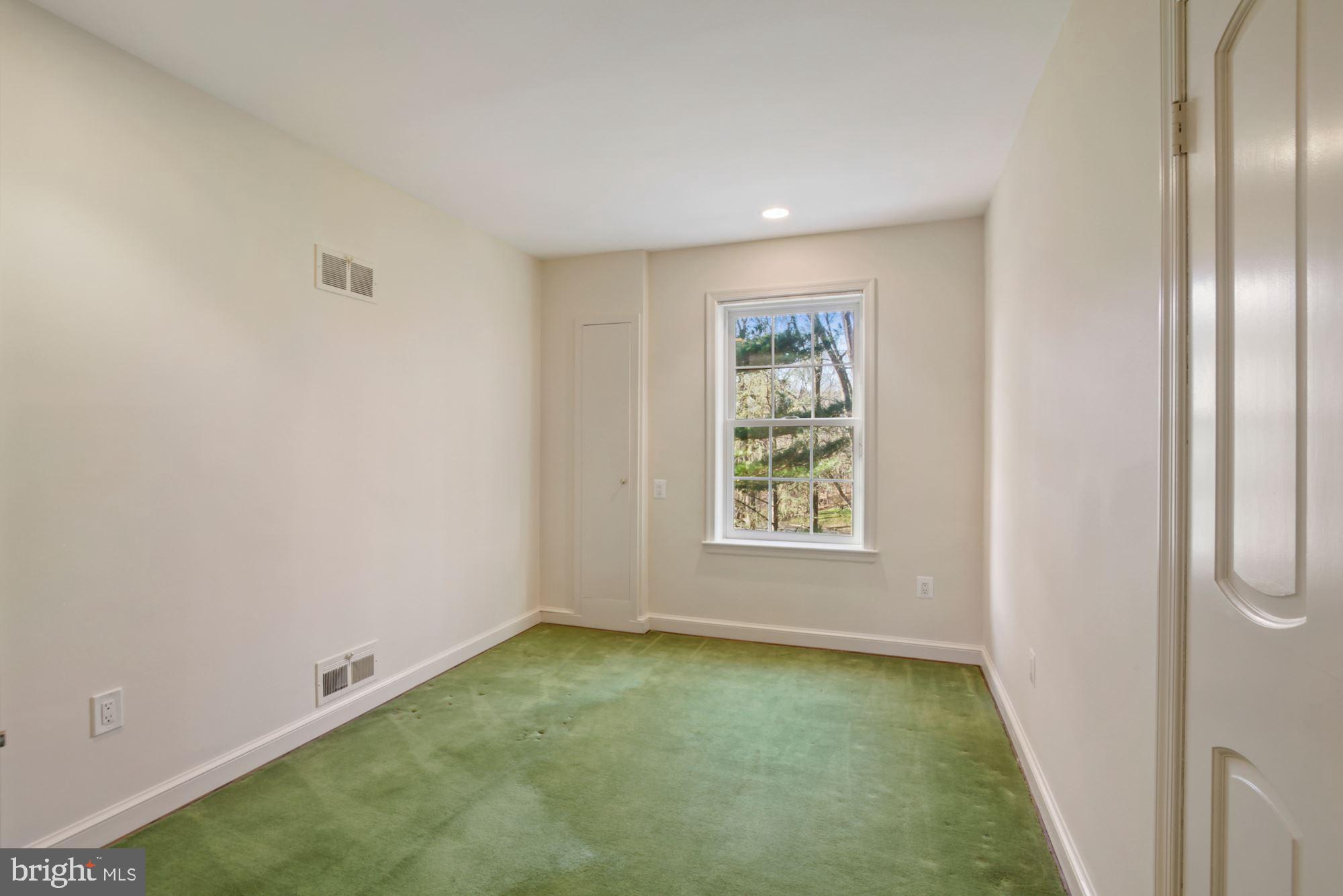 GREAT FALLS ESTATES - Residential