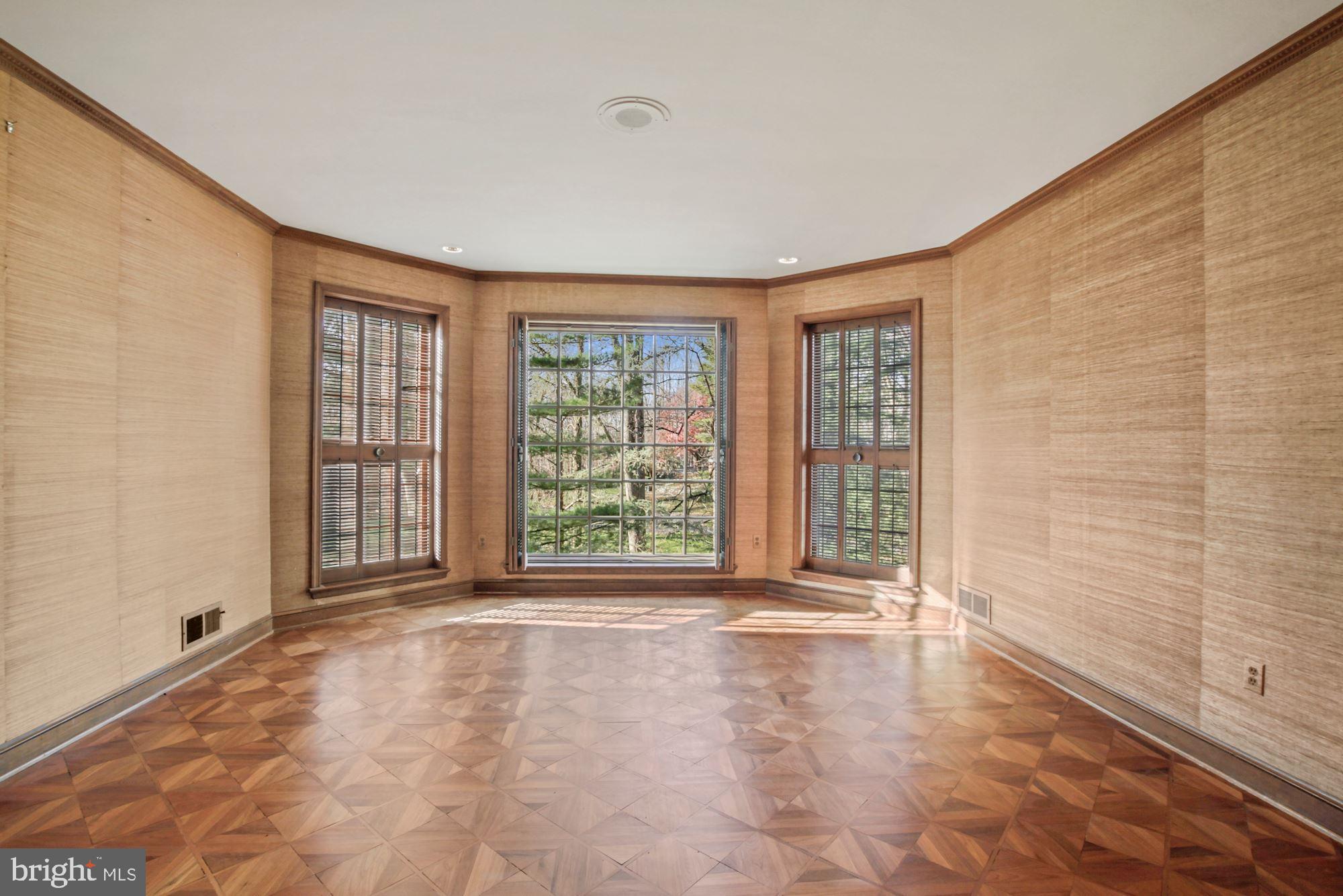 GREAT FALLS ESTATES - Residential