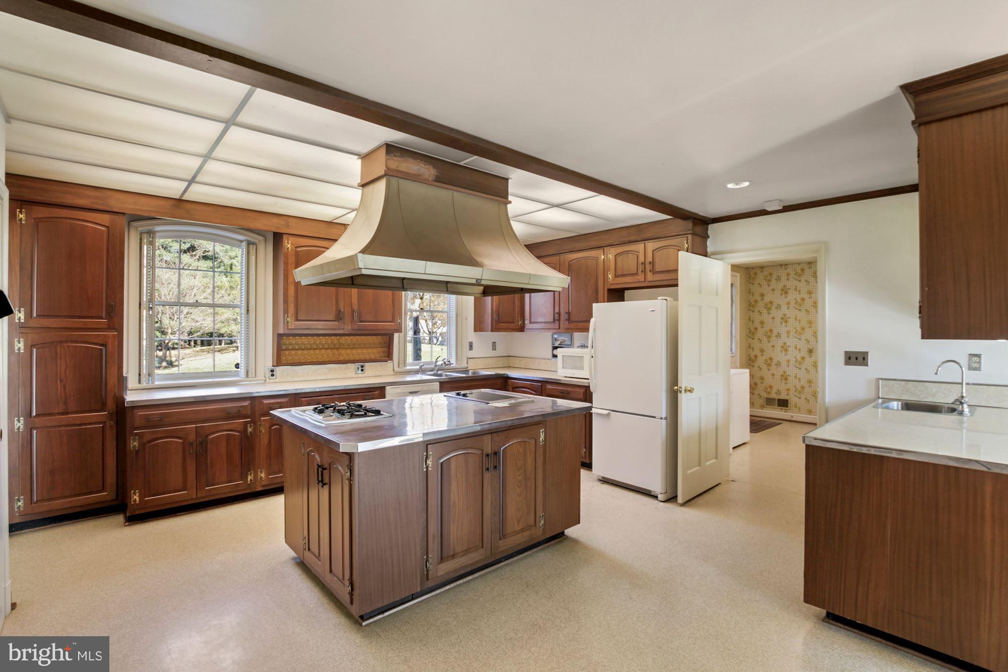 GREAT FALLS ESTATES - Residential