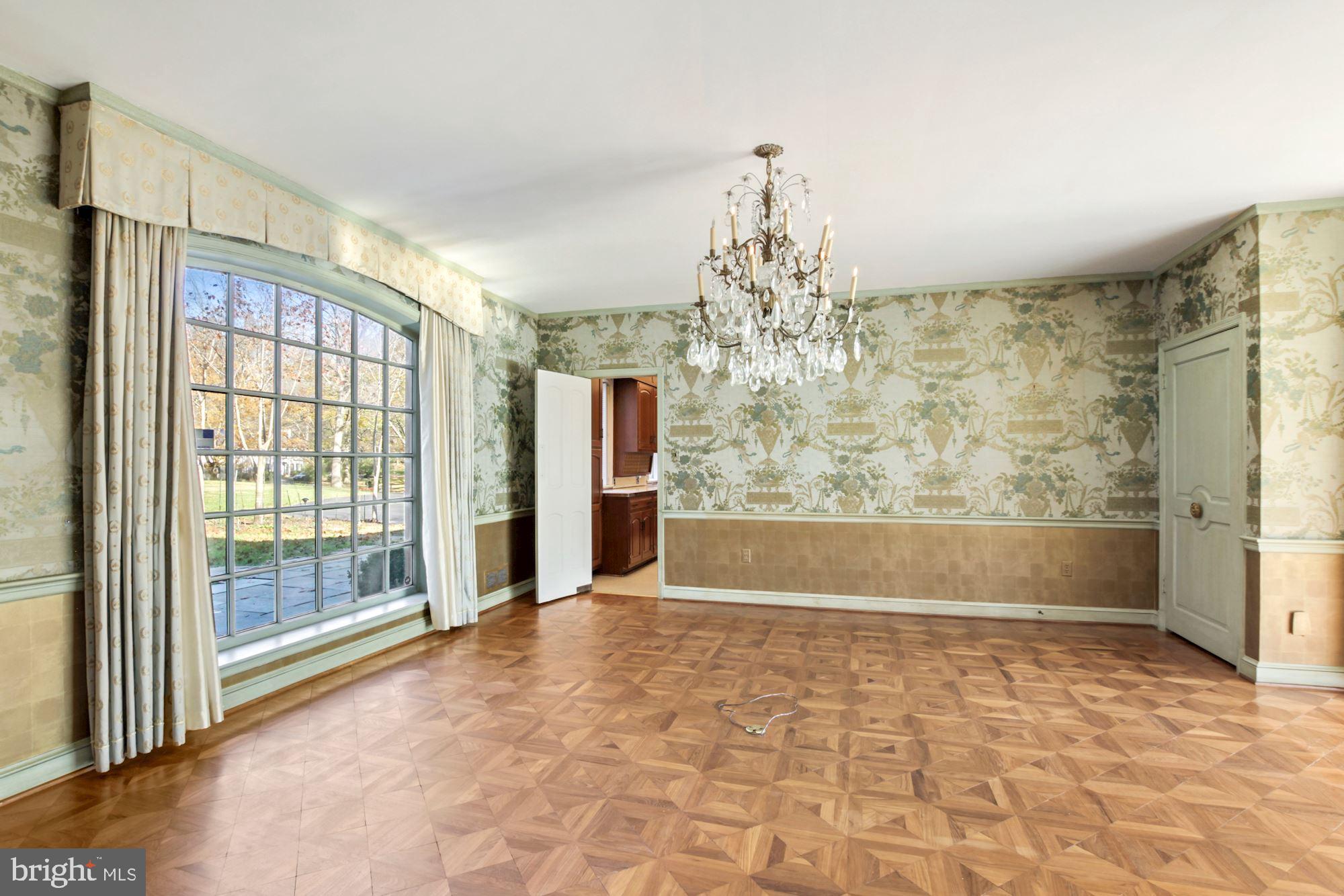 GREAT FALLS ESTATES - Residential