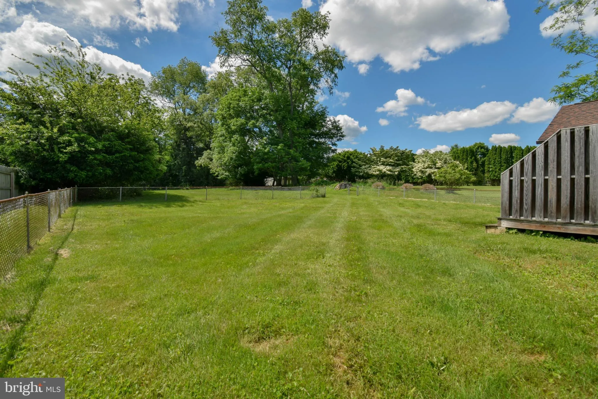 West Chester, Pennsylvania 19382, United States, 3 Bedrooms Bedrooms, ,1 BathroomBathrooms,Residential,Pending,138336