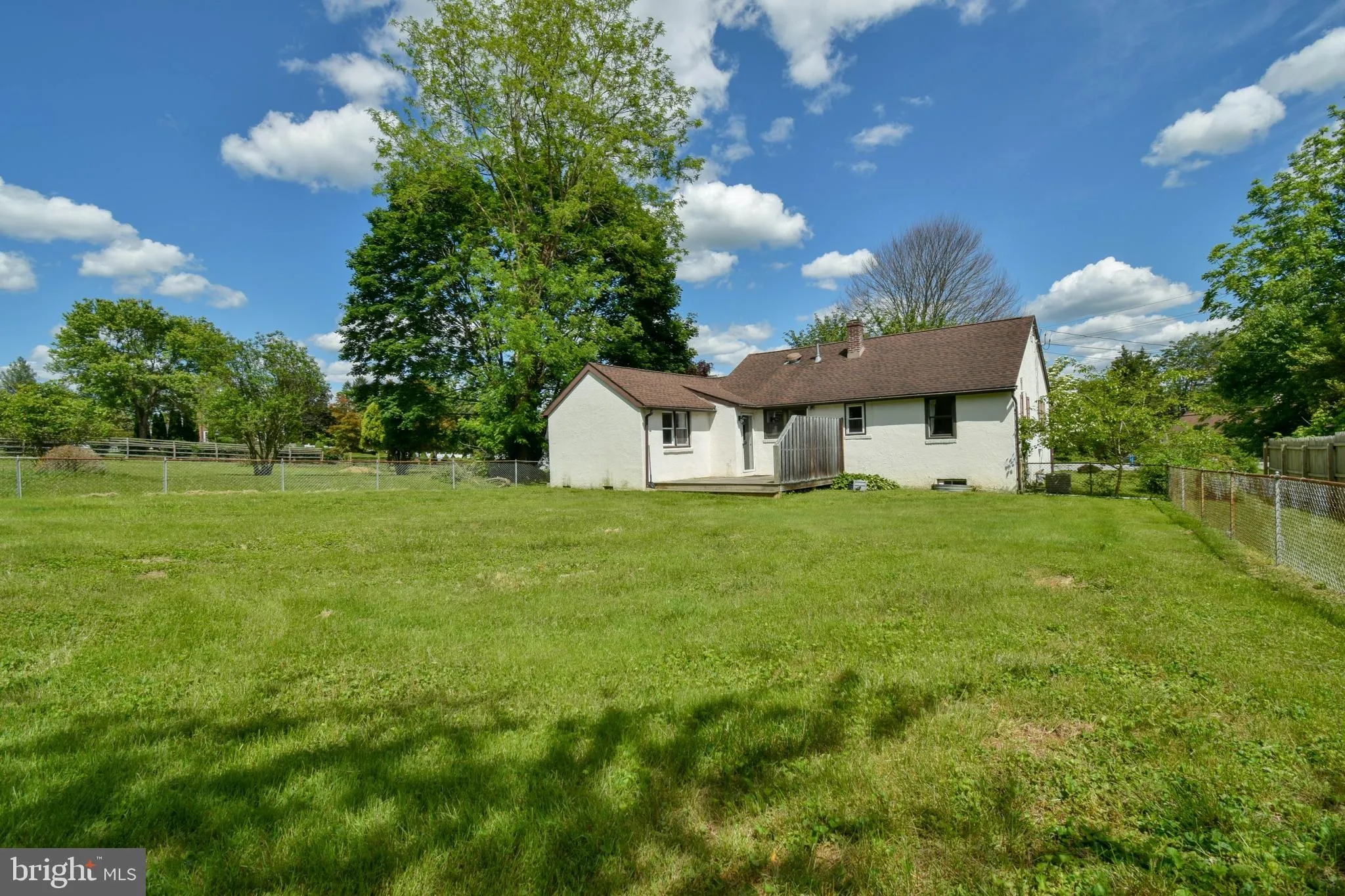 West Chester, Pennsylvania 19382, United States, 3 Bedrooms Bedrooms, ,1 BathroomBathrooms,Residential,Pending,138336