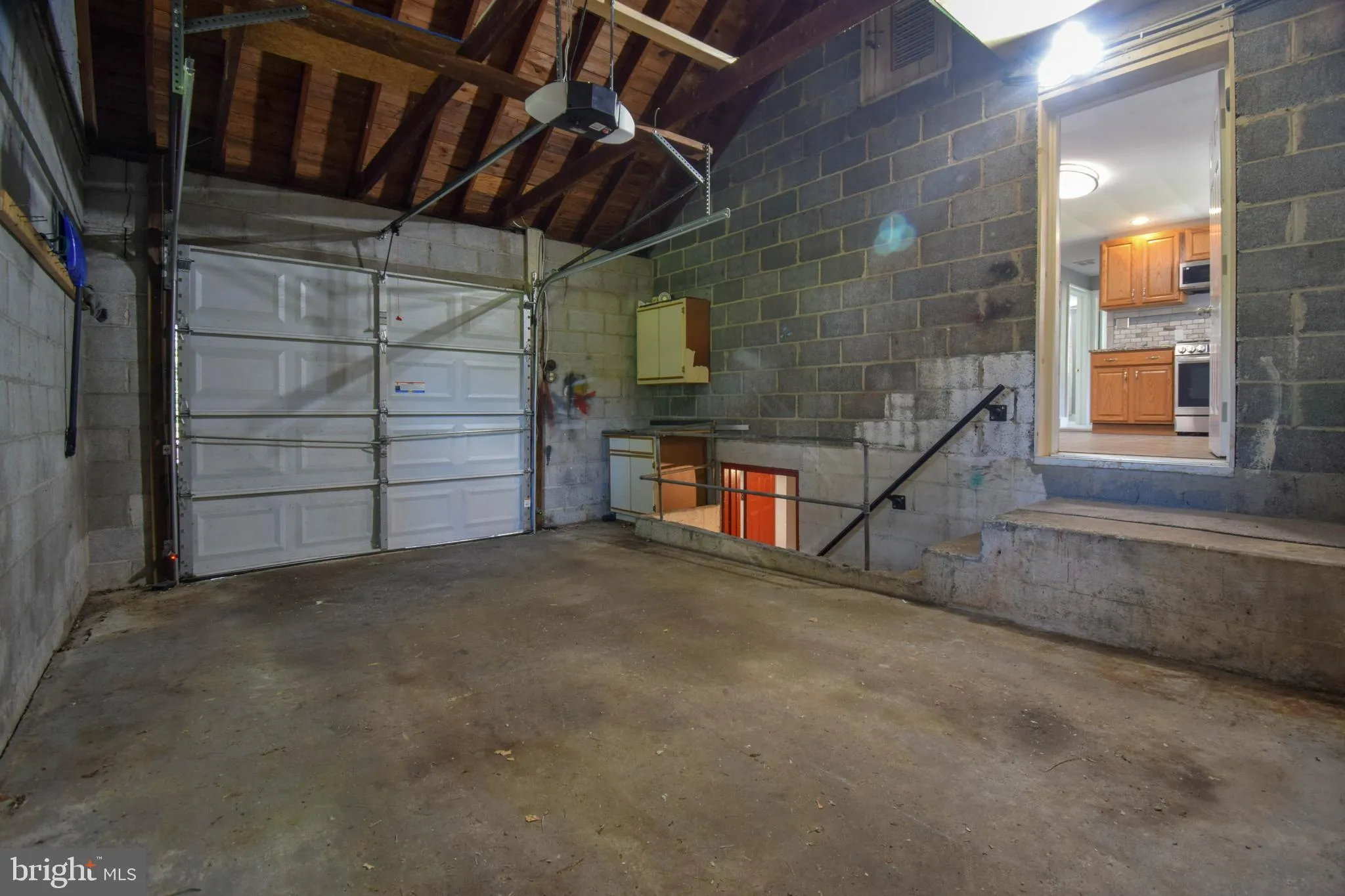 West Chester, Pennsylvania 19382, United States, 3 Bedrooms Bedrooms, ,1 BathroomBathrooms,Residential,Pending,138336
