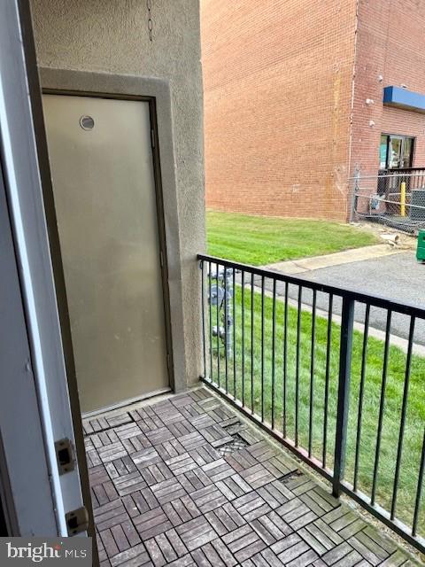 WHITE FLINT PARK - Residential Lease