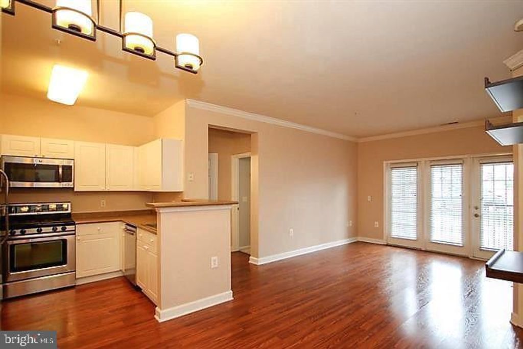 Photo of 11800 Old Georgetown Road #1104, NORTH BETHESDA, MD 20852 (MLS # MDMC2199800)