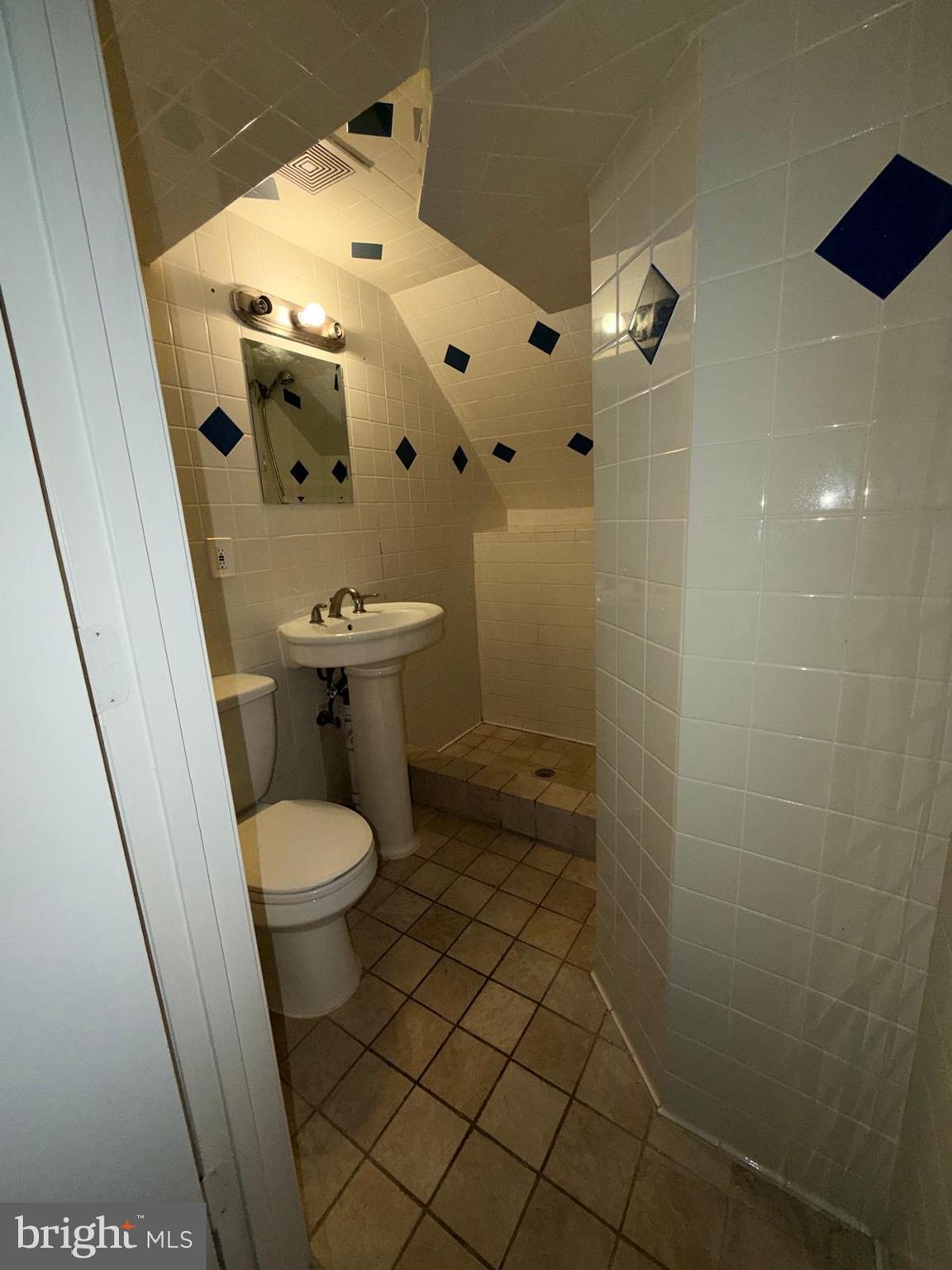 SUDLEY SQUARE - Residential Lease