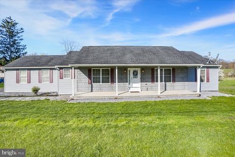 Photo of 514 Longs Gap Road, CARLISLE, PA 17013 (MLS # PACB2052186)