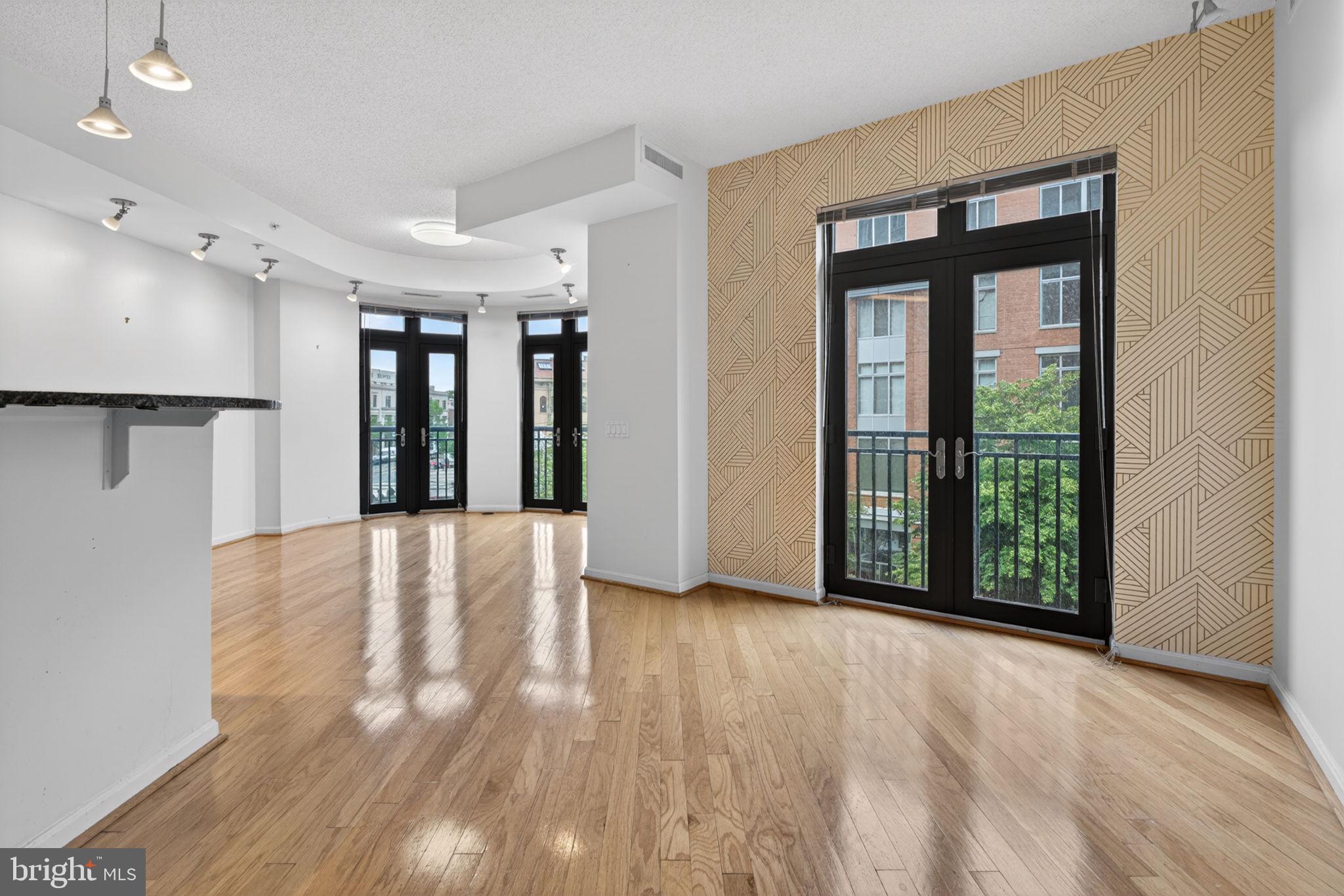 1390 KENYON STREET NW 303