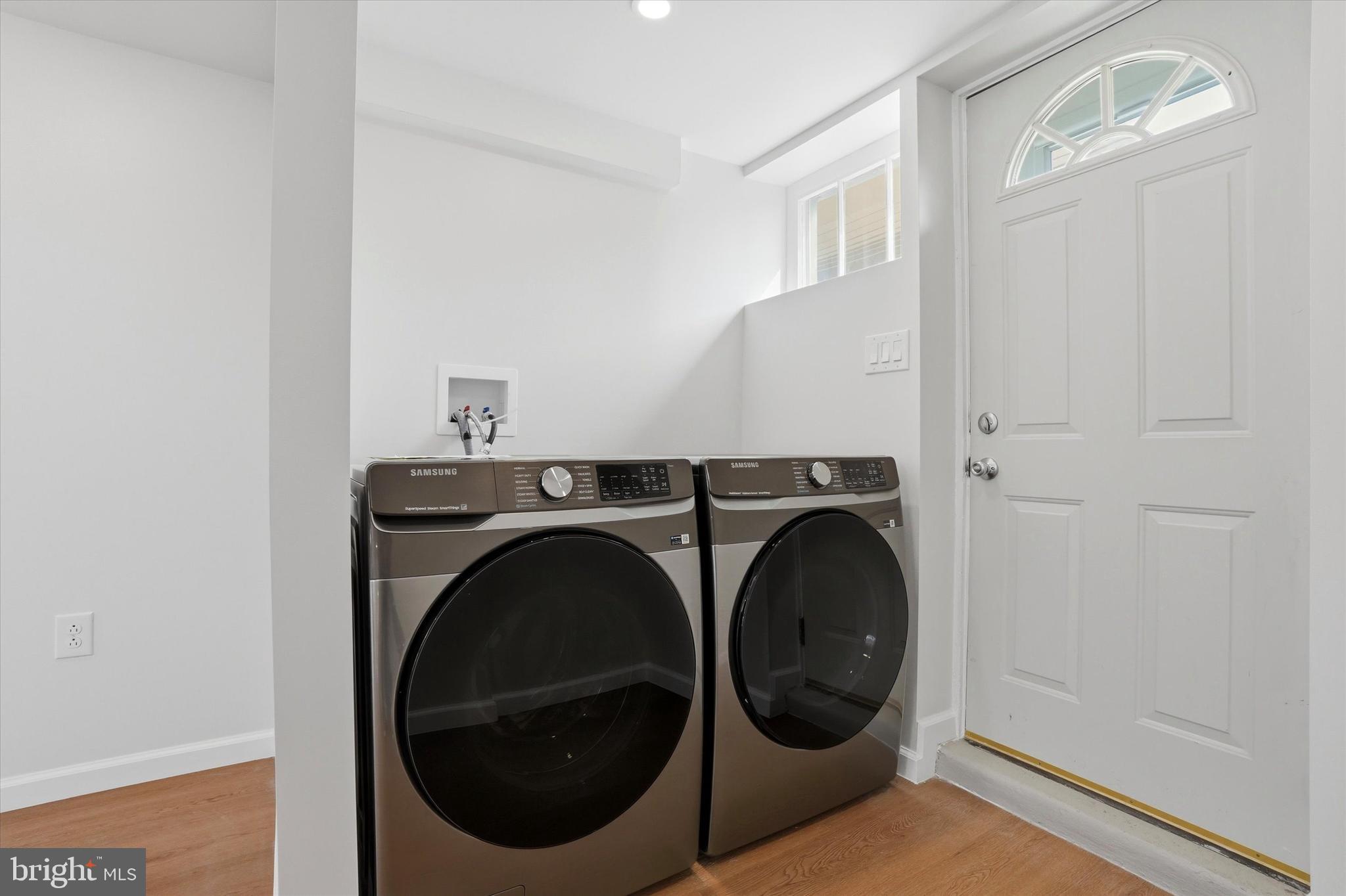 LAWRENCE PARK - Residential