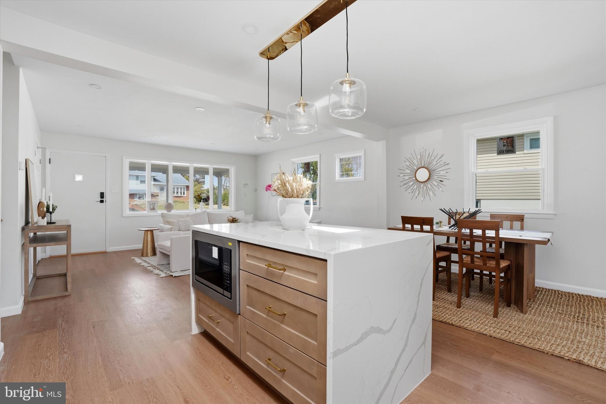 LAWRENCE PARK - Residential