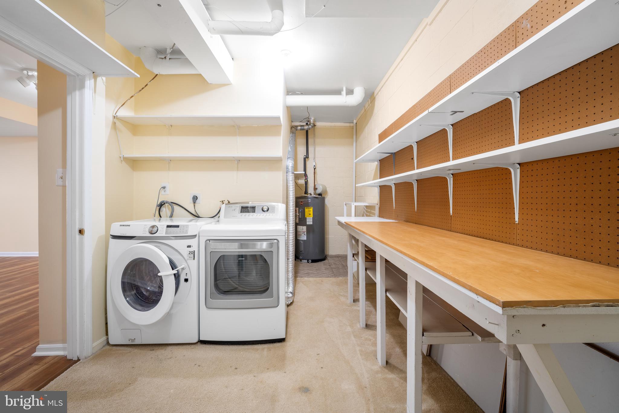 INVERNESS KNOLLS - Residential