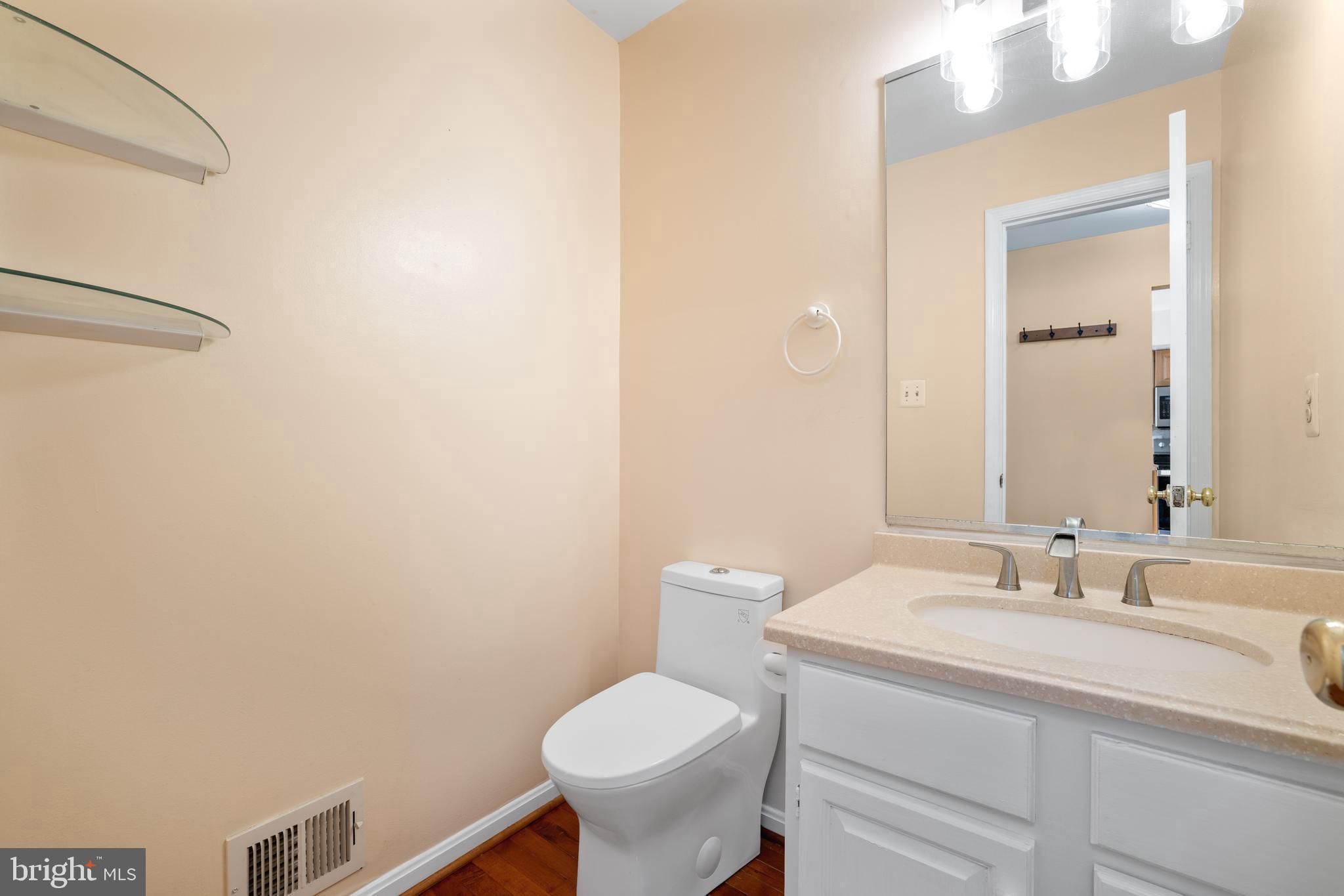 INVERNESS KNOLLS - Residential