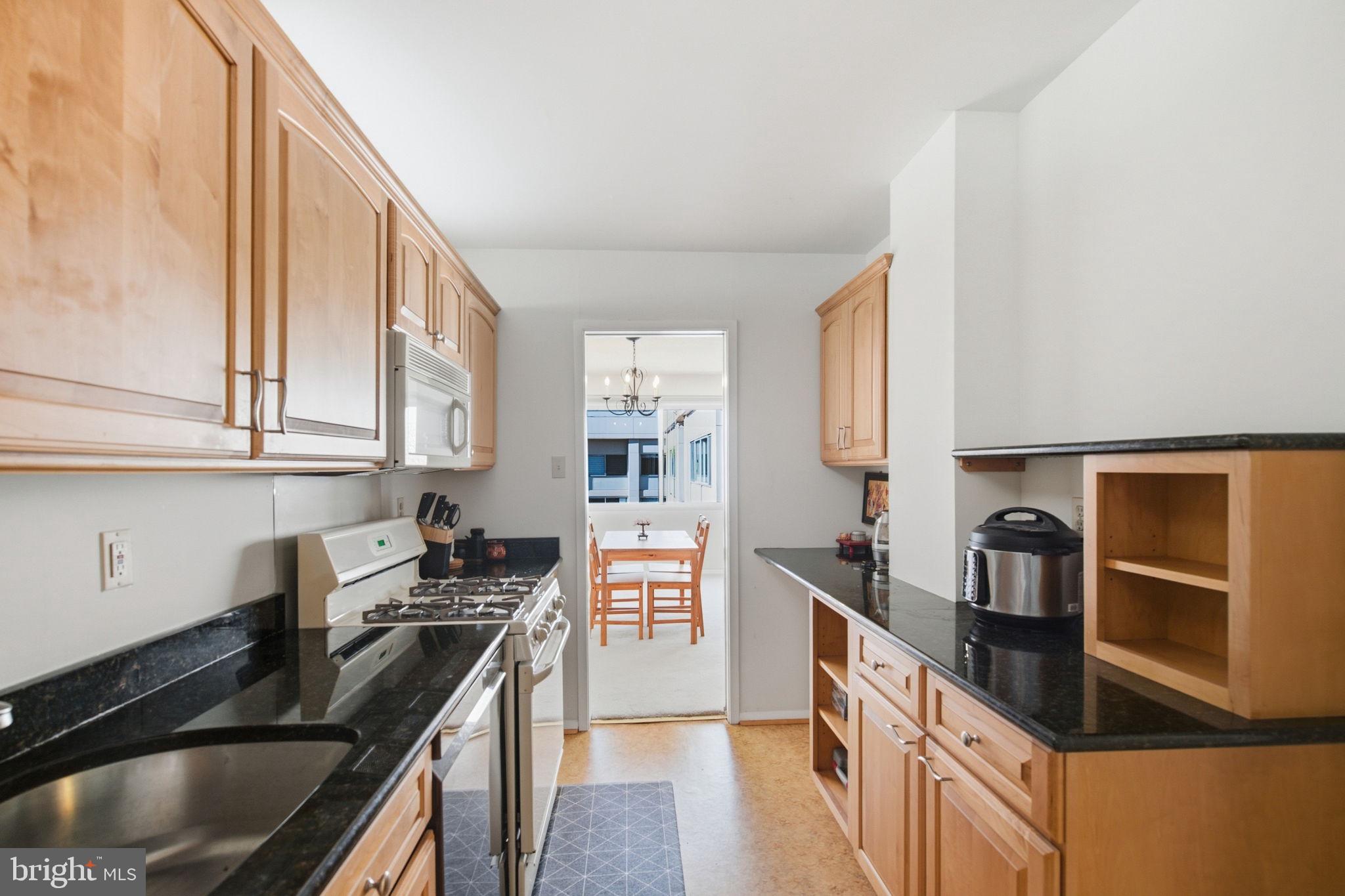 4515 WILLARD AVENUE 2415S