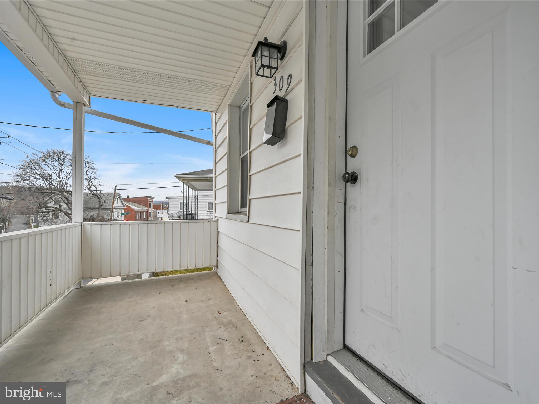 MINERSVILLE - Residential