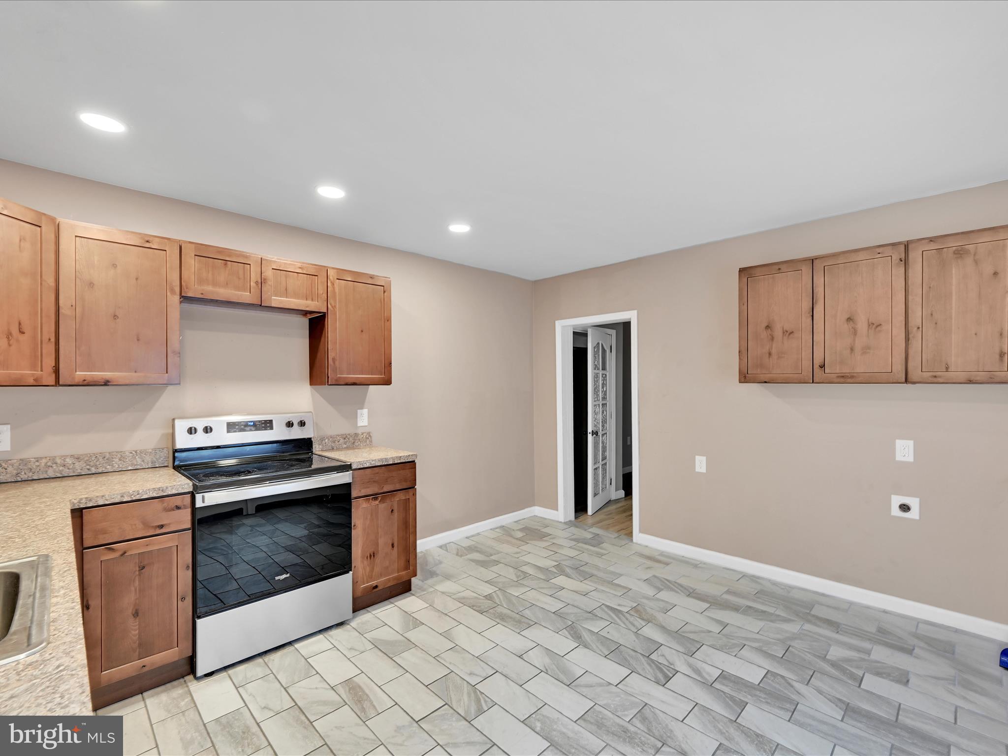 MINERSVILLE - Residential