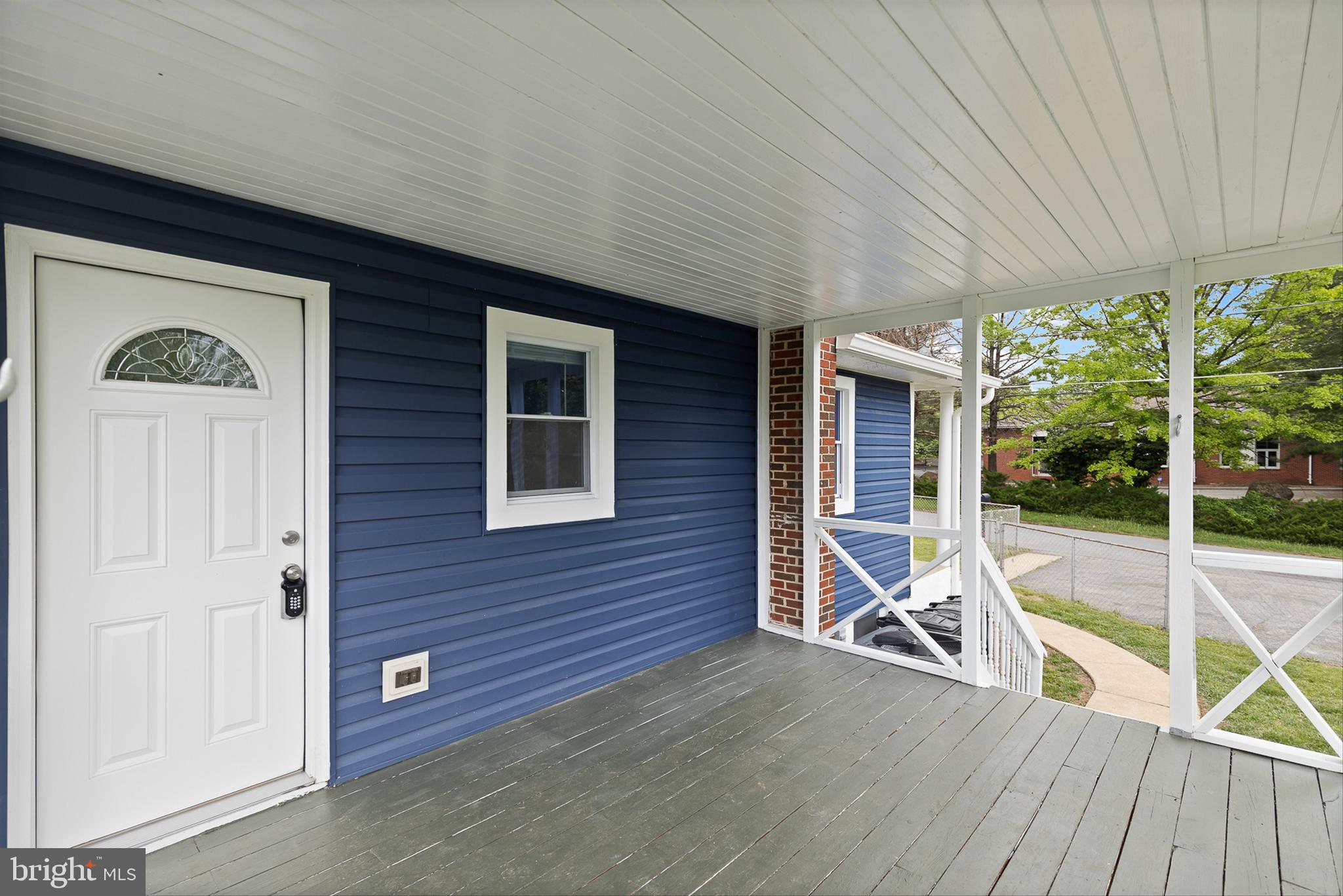 WOODLAWN - Residential