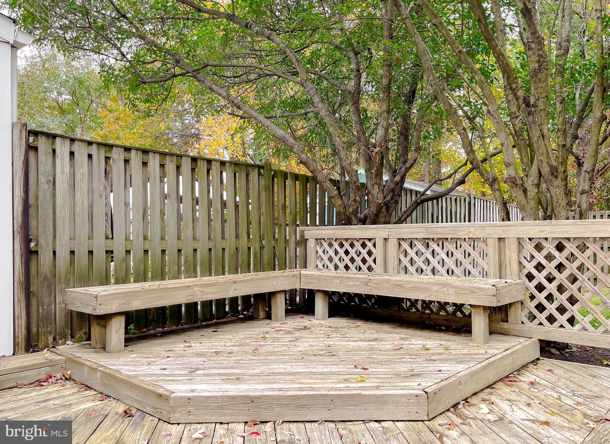 TANGLEWOOD TOWNHOMES SUB - Residential