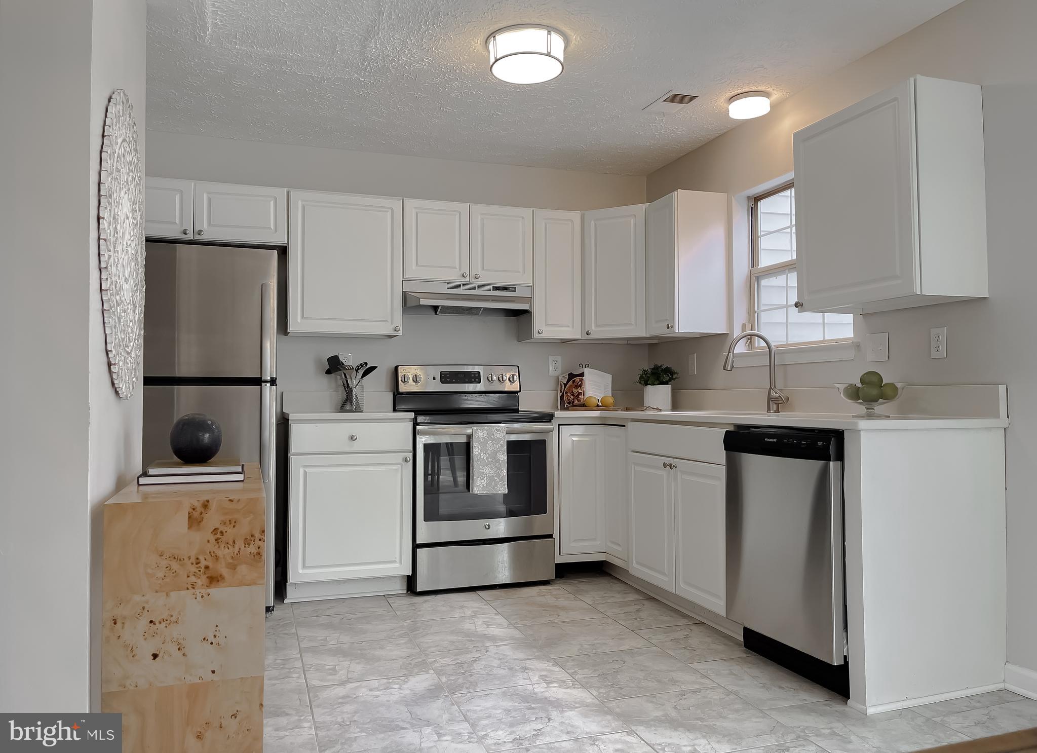 TANGLEWOOD TOWNHOMES SUB - Residential