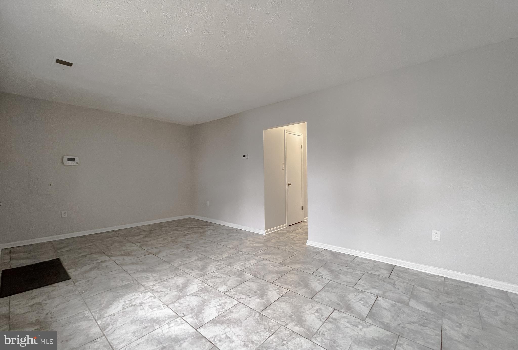 TANGLEWOOD TOWNHOMES SUB - Residential