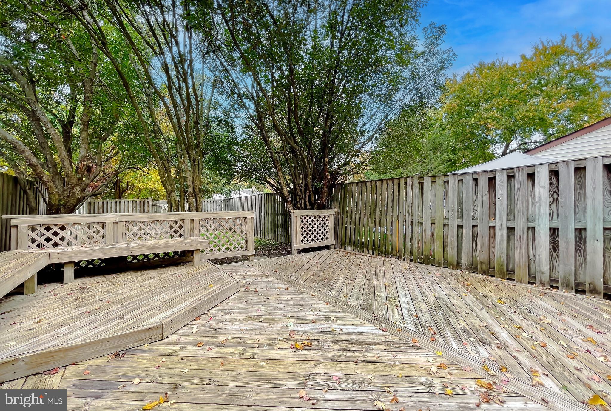 TANGLEWOOD TOWNHOMES SUB - Residential