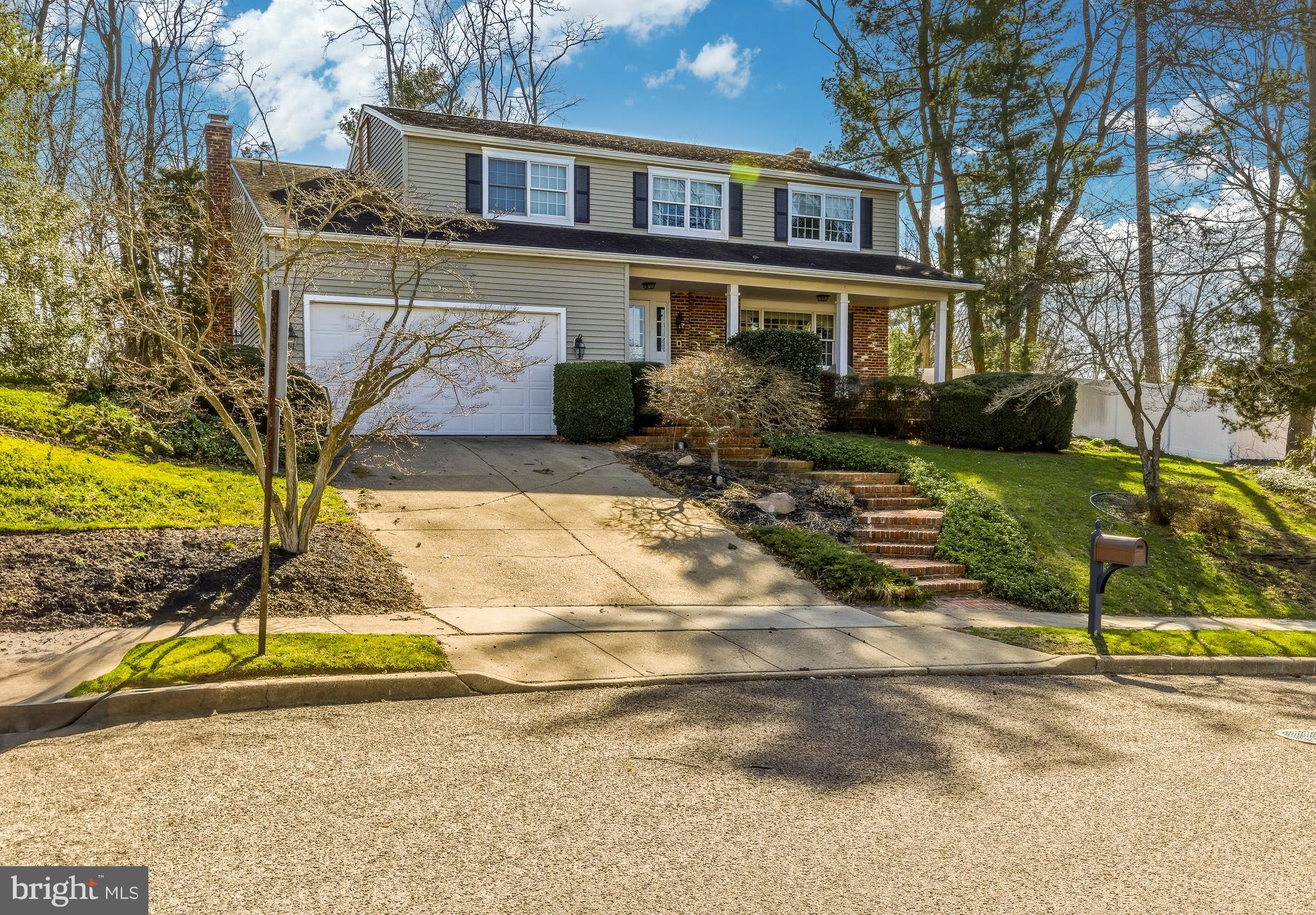32 NORWICH DRIVE