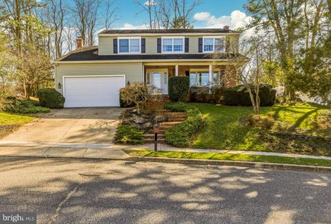 Photo of 32 Norwich Drive, SEWELL, NJ 08080 (MLS # NJGL2071624)