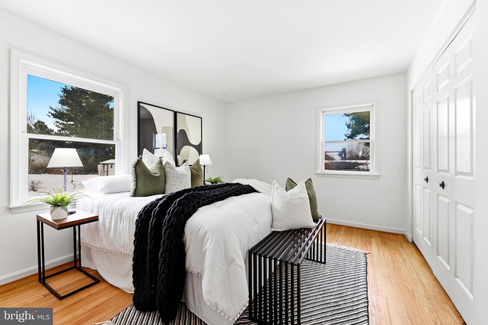 HAMPSTEAD - Residential