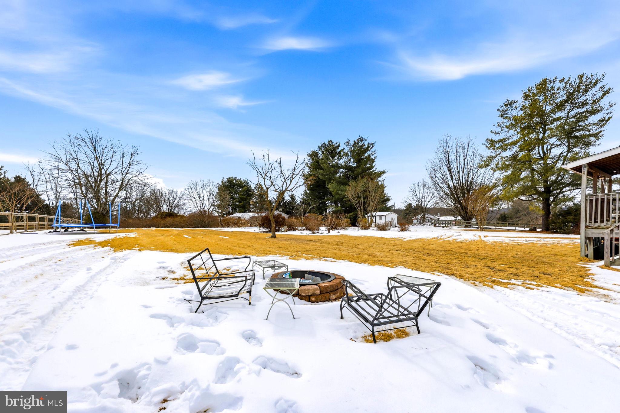 HAMPSTEAD - Residential