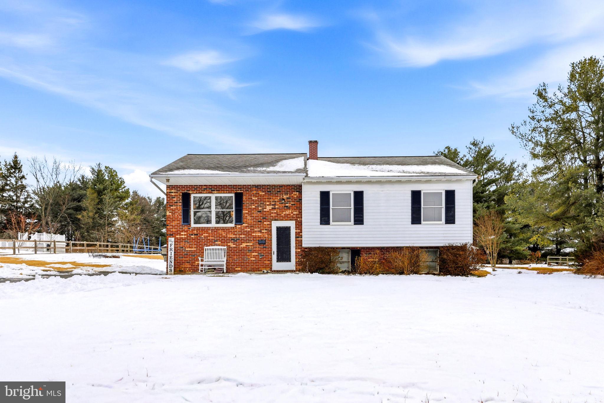 HAMPSTEAD - Residential