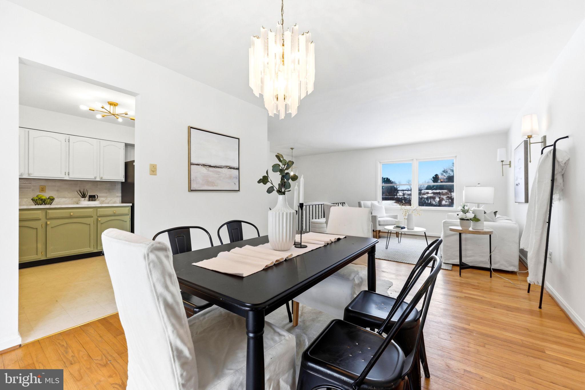 HAMPSTEAD - Residential