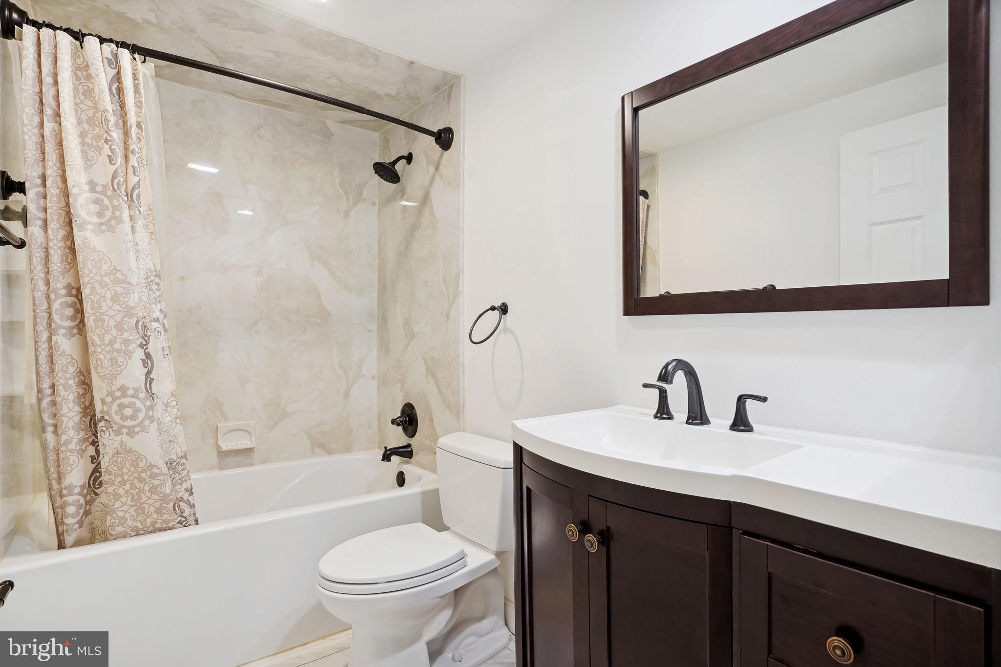 THE COVE - Residential