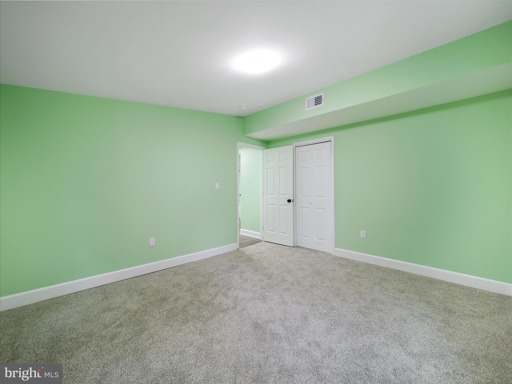 SHANNONDALE - Residential