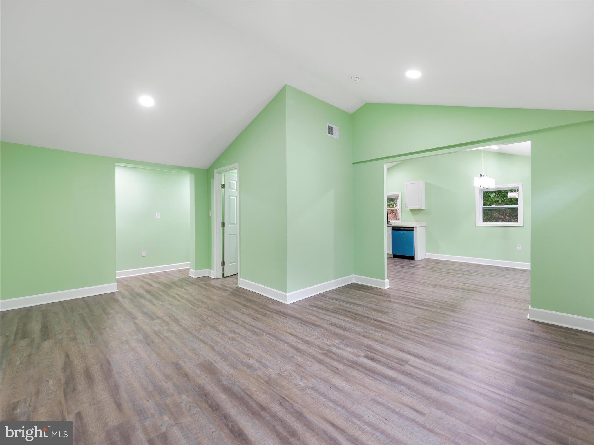 SHANNONDALE - Residential