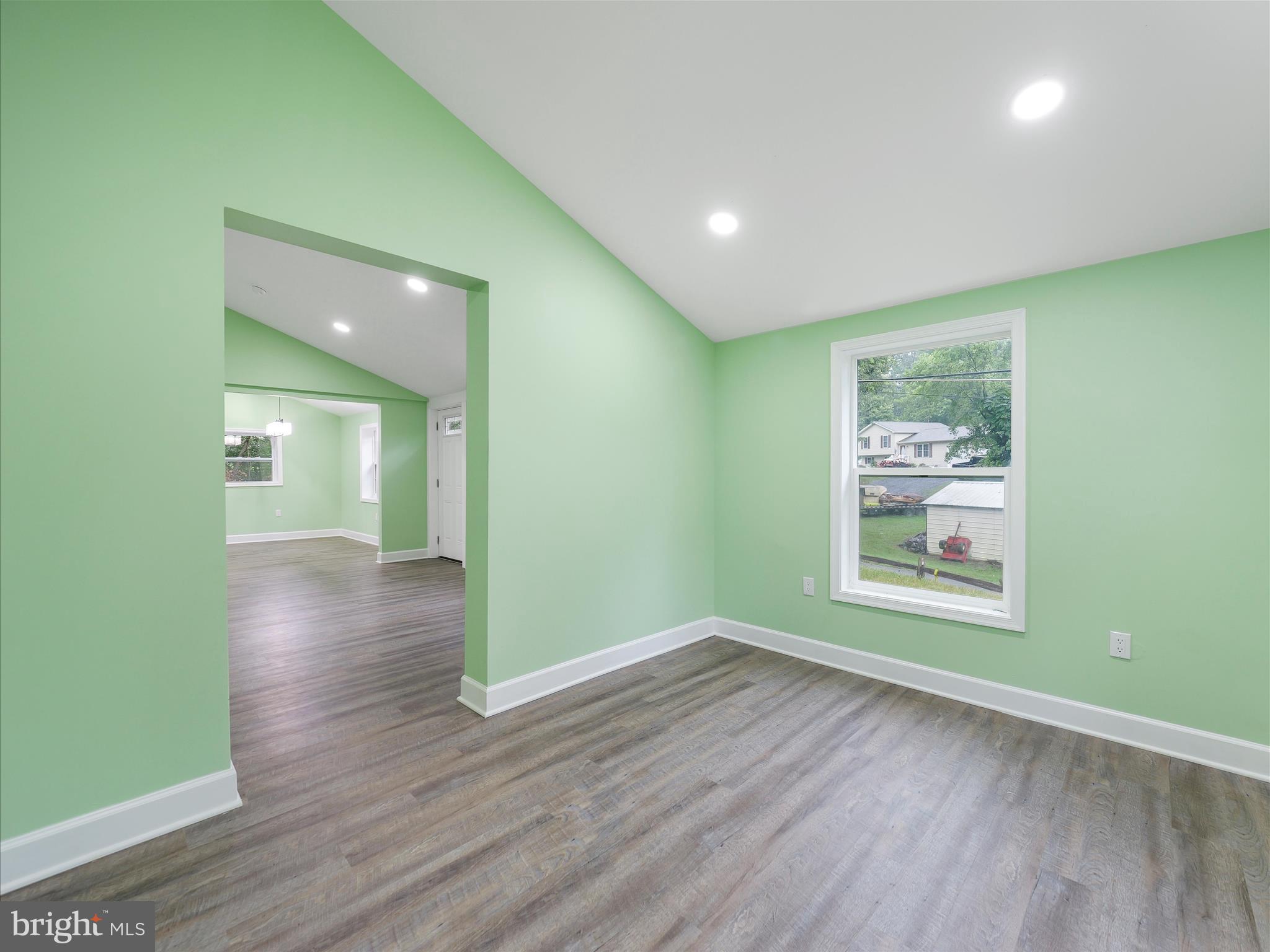 SHANNONDALE - Residential