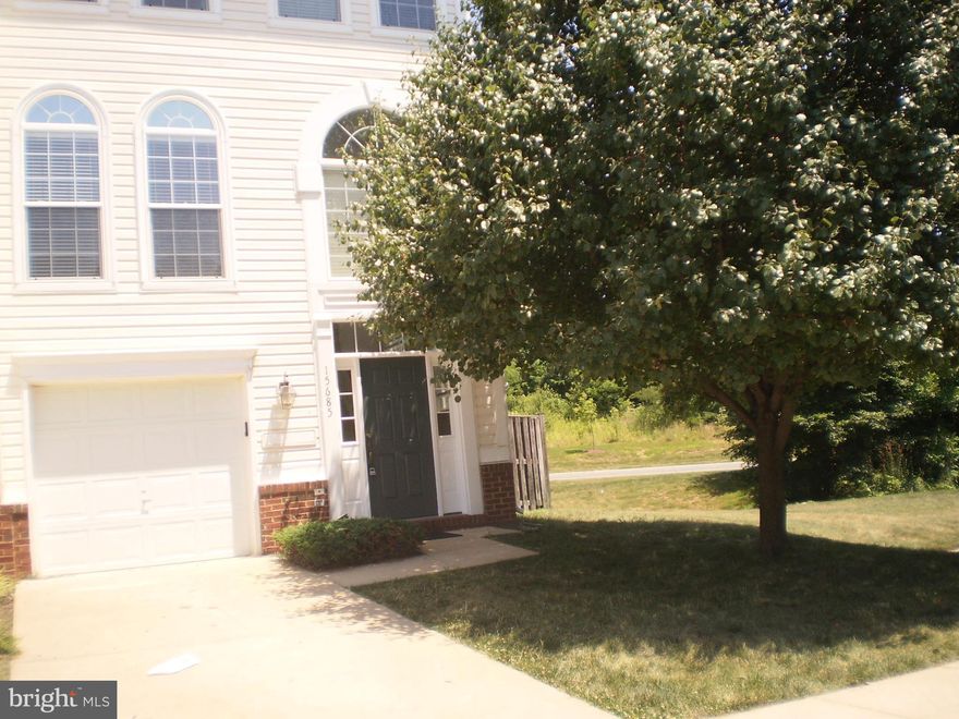 This End Unit Townhome is bright & airy and move in ready!!  New carpet and paint!!  Shows beautifully! Garage, fully fenced, deck, great size kitchen with a breakfast room. Entertaining is easy in this home.Gorgeous Master suite with Master bath. Home also offers a lower patio and a shed. Very nice property. walking distance to VRE, convenient to schools, shopping, parks and more.