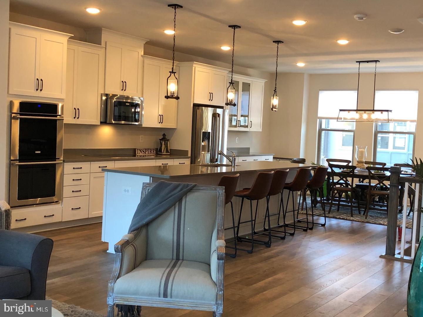 10567 RATCLIFFE TRAIL