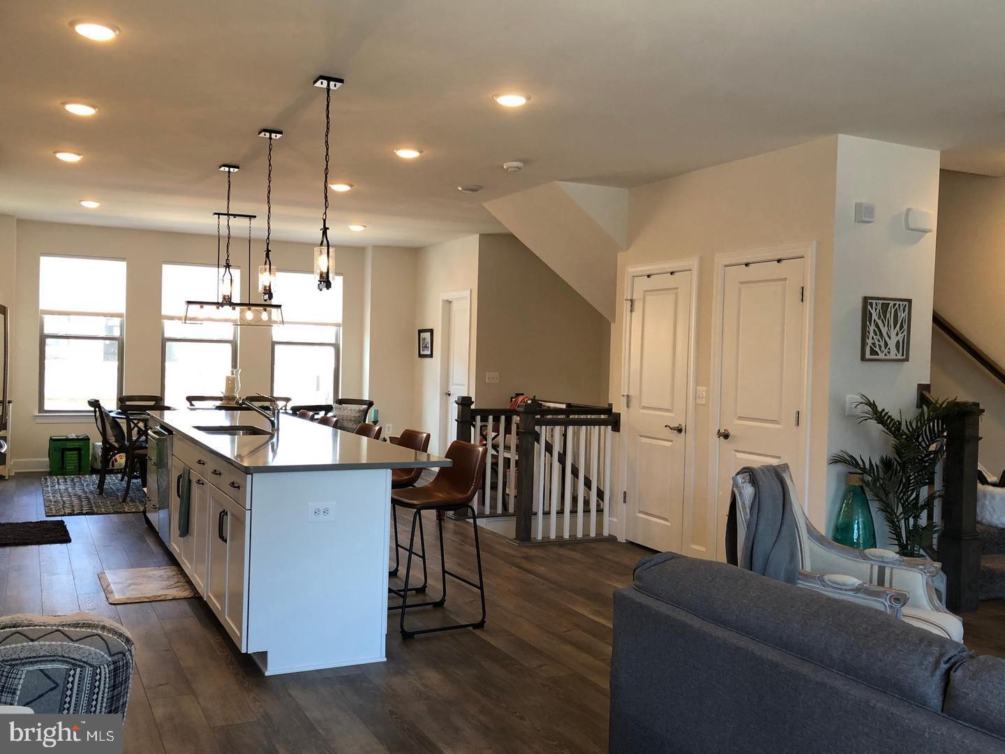 10567 RATCLIFFE TRAIL