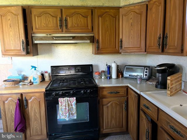 CLIFTON HEIGHTS - Residential